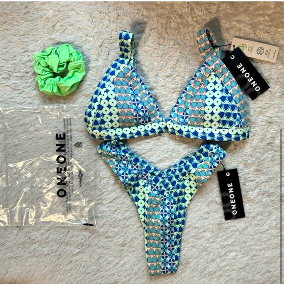 NWT OneOne Swimwear SET Bikini Canggu Pattern Jesse Kameron Blue New Dots Bubble - Picture 15 of 15